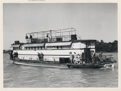 SS Merle, twin screw, 110 tons, built 1943, burned and sank at Murray Bridge on 1 March 1958, wreck located on riverbed just south of the Railway Bridge Sorry, the photo didn't load properly on your system