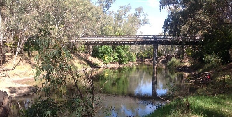 Lachlan River,Forbes , Iron Bridge below Riverview caravan park
