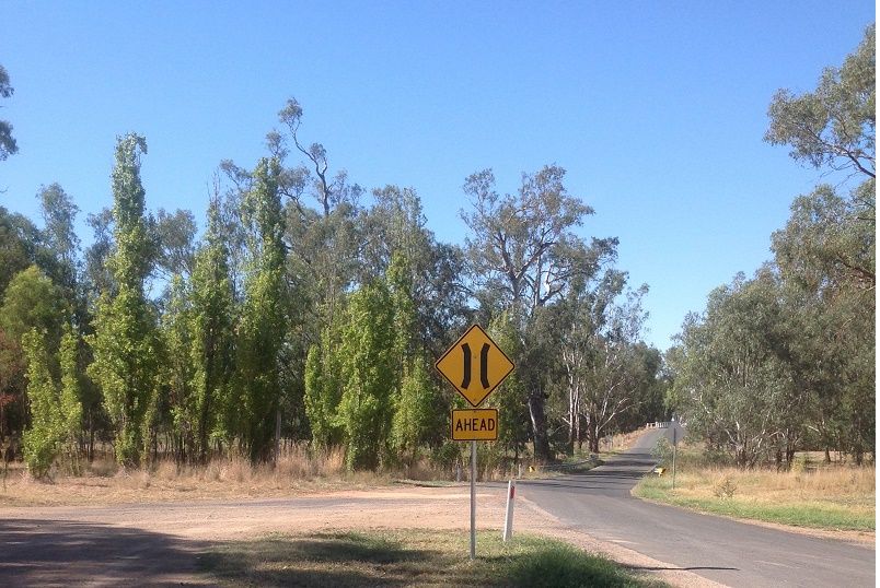 Paytons bridge reserve entrance marker- Lachlan river