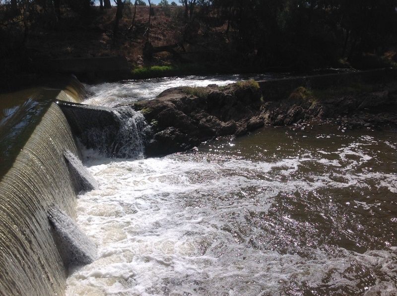 Lachlan river, Cottons weir, Forbes, April 16, spillway Lachlan river, Cottons weir, Forbes, April 16, spillway