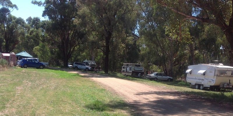 Farley Beach, Lachlan river, below Cowra, free camp Farley Beach, Lachlan river, below Cowra, free camp