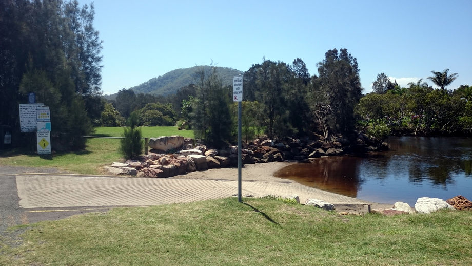 Shoalhaven Heads Hay Ave boat ramp Photo