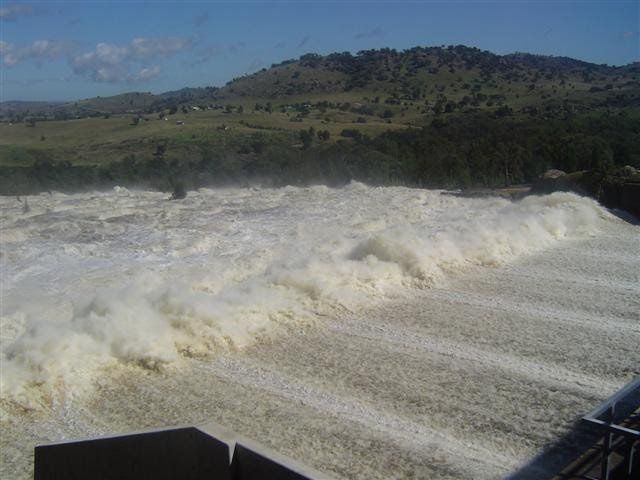 Wyangala Spillway March 2012
