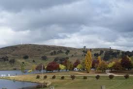 Carcoar Dam on The Belabula camping