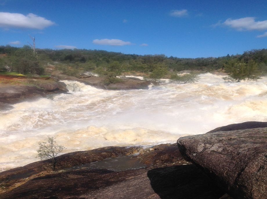 Wyangala Dam Spillway. Sept 2016 50k ml flow